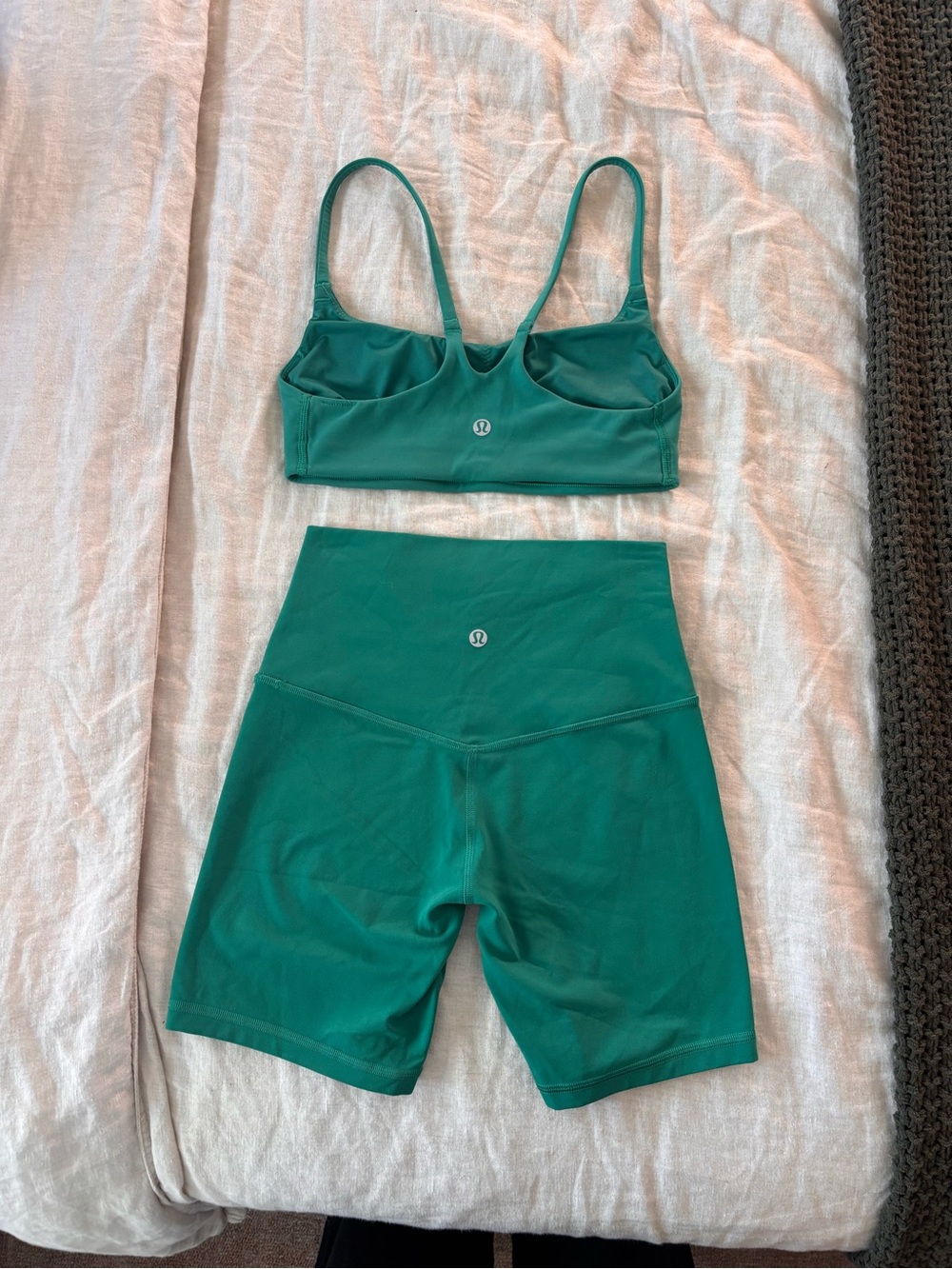 Lululemon Cascadia Green Align Set
